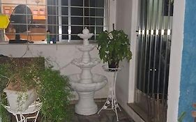 Casa 2 quartos Centro Bangu